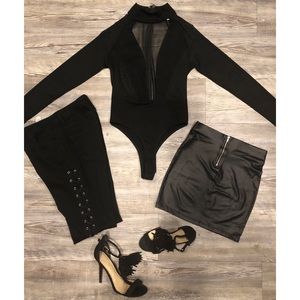 Black mesh deep V-neck long sleeve body suit